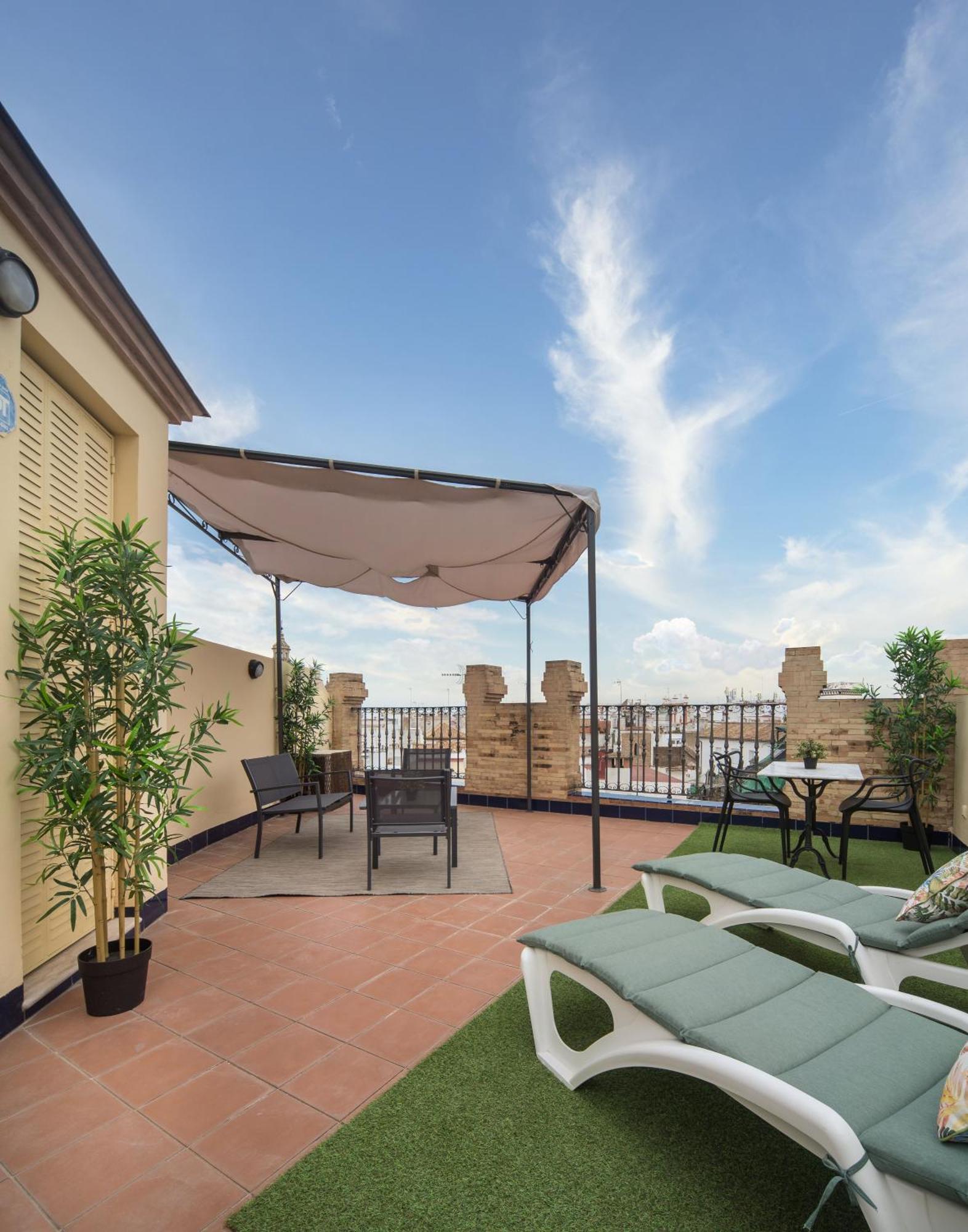 Apartament Exclusive Triplex With Private Terrace Sewilla Zewnętrze zdjęcie