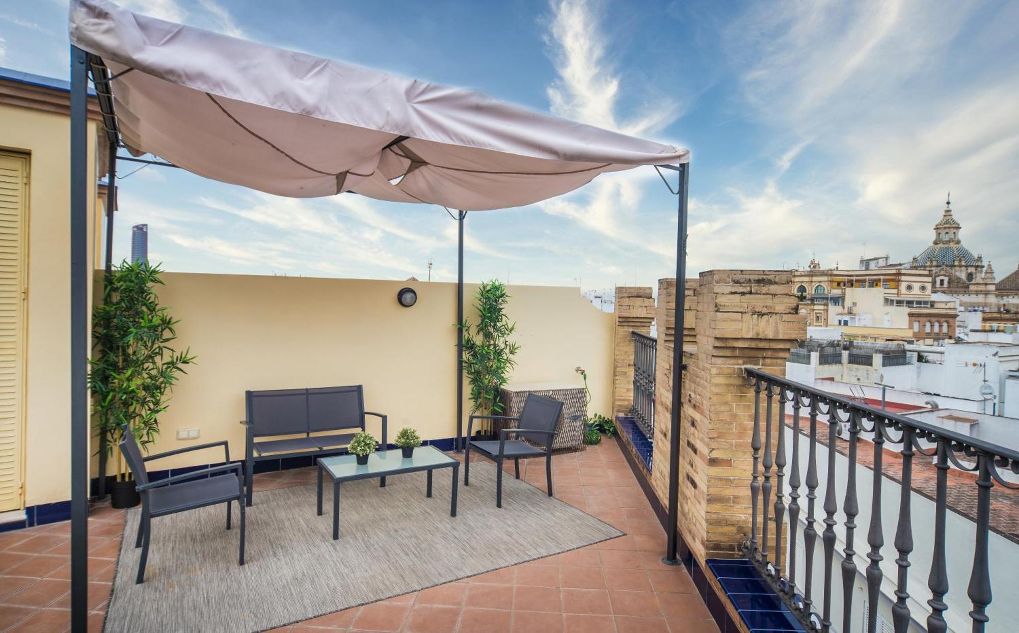 Apartament Exclusive Triplex With Private Terrace Sewilla Zewnętrze zdjęcie